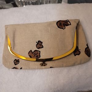 Vintage Mel-Ton Purse Kisslock Clutch Flower Detail, Gold Trim